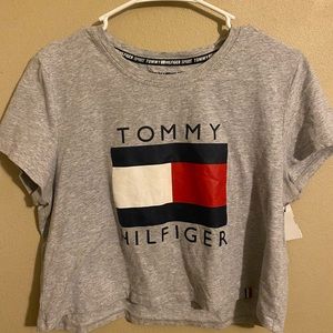 Tommy Hilfiger Cropped Tee